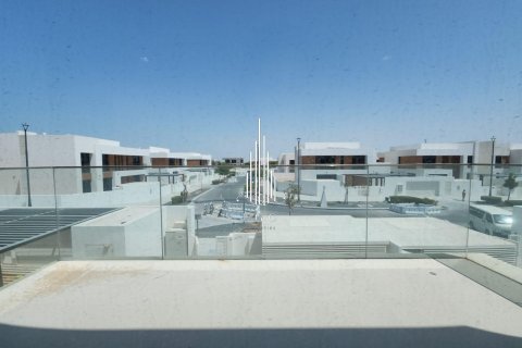 Villa on the Saadiyat Island, Abu Dhabi, UAE 4 bedrooms, 538.6 sq.m. № 577811 - photo 5