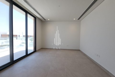 Villa on the Saadiyat Island, Abu Dhabi, UAE 4 bedrooms, 538.6 sq.m. № 577811 - photo 12