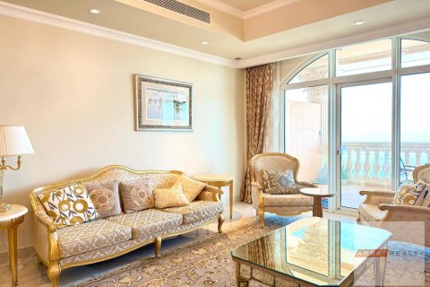Apartment in Palm Jumeirah, Dubai, UAE 2 bedrooms, 164 sq.m. № 600400 - photo 6
