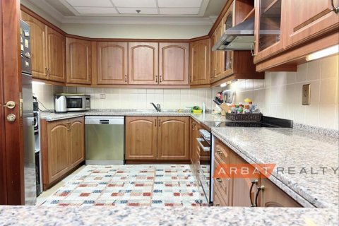 Apartment in Palm Jumeirah, Dubai, UAE 2 bedrooms, 164 sq.m. № 600400 - photo 7