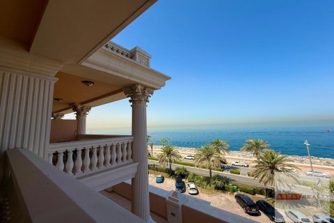 Apartment in Palm Jumeirah, Dubai, UAE 2 bedrooms, 164 sq.m. № 600400 - photo 10