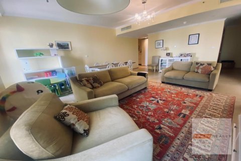 Apartment in Jumeirah Beach Residence, Dubai, UAE 1 bedroom, 103 sq.m. № 600401 - photo 10