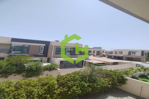 Снять в аренду виллу в Дубай Хилс Эстейт, Дубай, ОАЭ 4 спальни, 273.7м2, № 616424 - фото 20