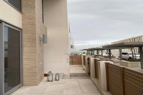 Byt na Saadiyat Island, Abu Dhabi, SAE 2 ložnice, 198 m² Č.: 577686 - fotografie 15