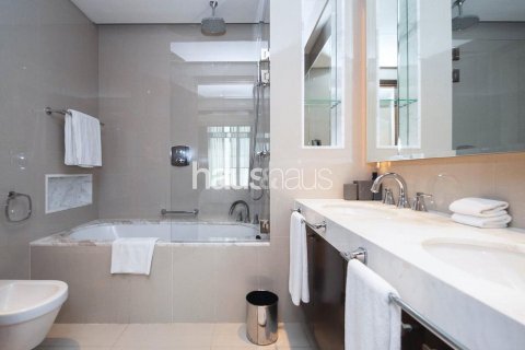 Apartament në Downtown Dubai (Downtown Burj Dubai), Dubai, Emiratet e Bashkuara Arabe 1 dhomë gjumi, 79 m2. № 626733 - Foto 10
