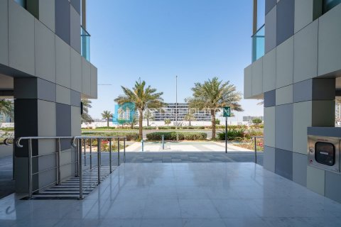 Apartment in Al Raha Beach, Abu Dhabi, UAE 3 bedrooms, 145 sq.m. № 594710 - photo 23