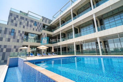 Apartment in Al Raha Beach, Abu Dhabi, UAE 3 bedrooms, 145 sq.m. № 594710 - photo 19