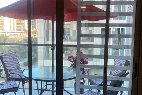 Apartment in Al Raha Beach, Abu Dhabi, UAE 3 bedrooms, 145 sq.m. № 594710 - photo 12