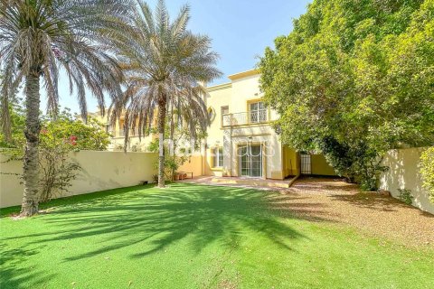 Shtëpi në qytet në The Springs, Dubai, Emiratet e Bashkuara Arabe 3 dhoma gjumi, 340 m2. № 626662 - Foto 1