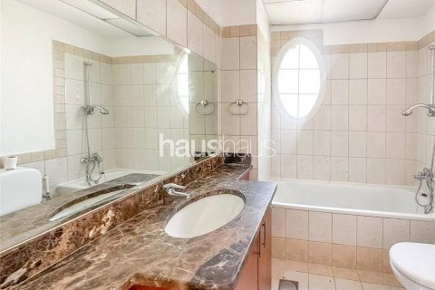 Shtëpi në qytet në The Springs, Dubai, Emiratet e Bashkuara Arabe 3 dhoma gjumi, 340 m2. № 626662 - Foto 10