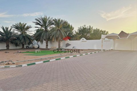 Vila v Al Towayya, Al Ain, SAE 3 ložnice, 279 m² Č.: 604566 - fotografie 5