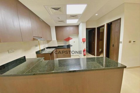 Townhouse in Khalifa City, Abu Dhabi, UAE 3 bedrooms, 150 sq.m. № 604574 - photo 9