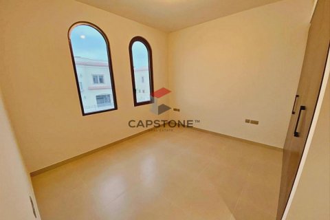 Townhouse in Khalifa City, Abu Dhabi, UAE 3 bedrooms, 150 sq.m. № 604574 - photo 7
