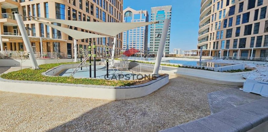 Korter asukohaga Al Khalidiya, Abu Dhabi, AÜE: 3 magamistoaga, 148 m² Nr 604576