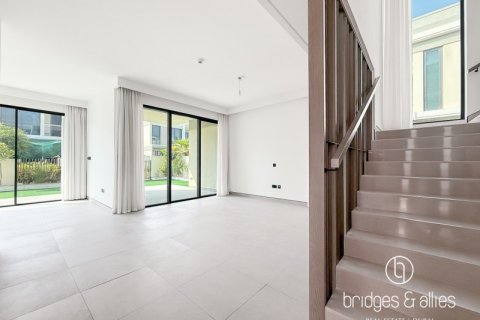 Villa in Dubai, UAE 4 bedrooms, 378.3 sq.m. № 628913 - photo 11