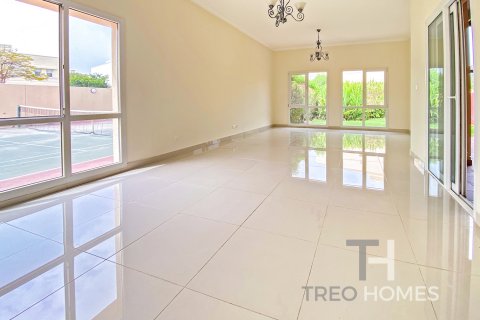 Vilë në Meadows, Dubai, Emiratet e Bashkuara Arabe 4 dhoma gjumi, 381 m2. № 586577 - Foto 3