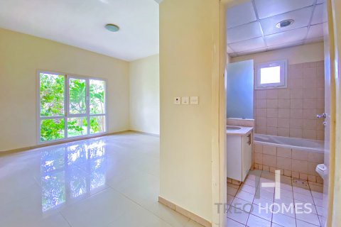 Vilë në Meadows, Dubai, Emiratet e Bashkuara Arabe 4 dhoma gjumi, 381 m2. № 586577 - Foto 8