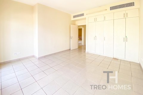 Vilë në Meadows, Dubai, Emiratet e Bashkuara Arabe 4 dhoma gjumi, 381 m2. № 586577 - Foto 13