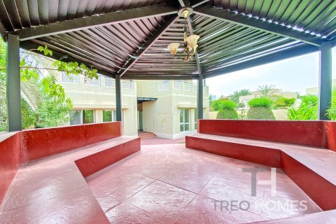 Vilë në Meadows, Dubai, Emiratet e Bashkuara Arabe 4 dhoma gjumi, 381 m2. № 586577 - Foto 20