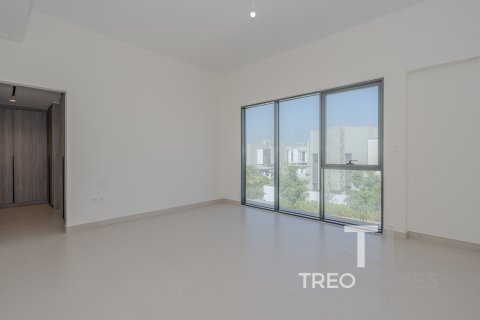 Villa te huur in Al Furjan, Dubai, VAE 4 slaapkamers, 570 vr.m., nr 586576 - foto 8