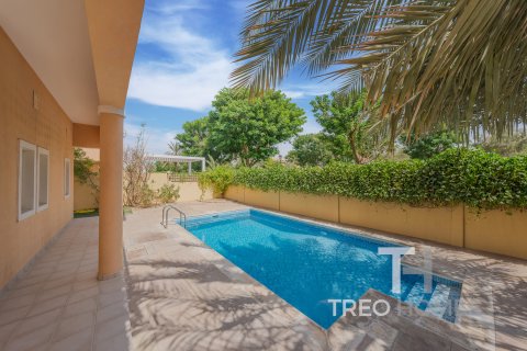 Villa in The Villa, Dubai, UAE 5 bedrooms, 557 sq.m. № 586617 - photo 15
