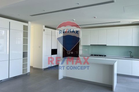 Vilë në Abu Dhabi, Emiratet e Bashkuara Arabe 4 dhoma gjumi, 876.1 m2. № 580488 - Foto 9