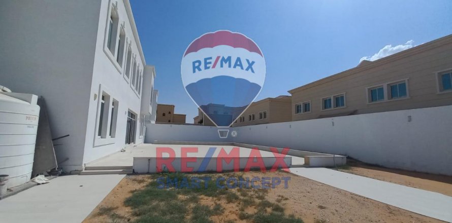 Vila di Khalifa City, Abu Dhabi, UAE 511 meter persegi № 570265