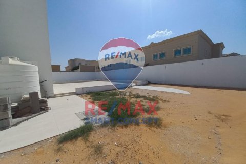Vila di Khalifa City, Abu Dhabi, UAE 511 meter persegi № 570265 - foto 7