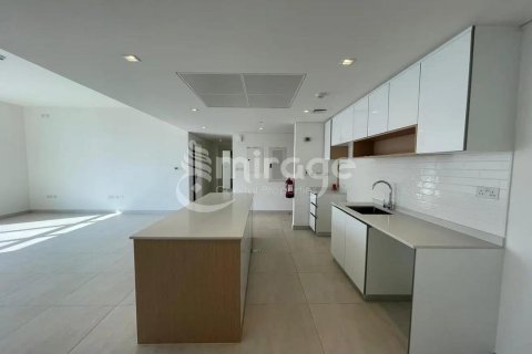 Apartment in Al Reem Island, Abu Dhabi, UAE 3 bedrooms, 126 sq.m. № 574149 - photo 11