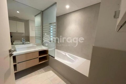 Apartment in Al Reem Island, Abu Dhabi, UAE 3 bedrooms, 126 sq.m. № 574149 - photo 12