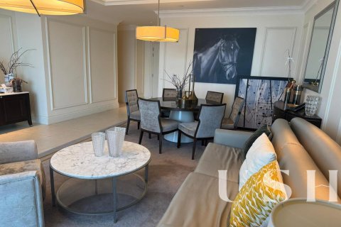 Apartament në Downtown Dubai (Downtown Burj Dubai), Emiratet e Bashkuara Arabe 2 dhoma gjumi, 135 m2. № 620457 - Foto 3