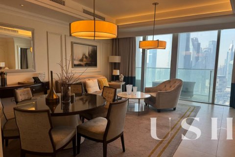 Apartament në Downtown Dubai (Downtown Burj Dubai), Emiratet e Bashkuara Arabe 2 dhoma gjumi, 135 m2. № 620457 - Foto 2