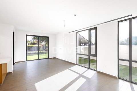 Βίλα σε Dubai South (Dubai World Central), Dubai, ΗΑΕ 4 υπνοδωμάτια, 275 τ.μ. Αρ. 603634 - φωτογραφία 2