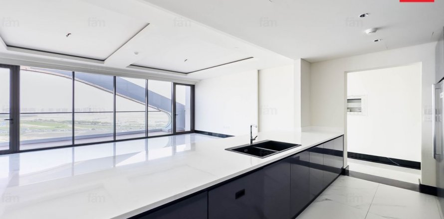 Byt v Business Bay, Dubai, SAE 2 ložnice, 212.7 m² Č.: 580736