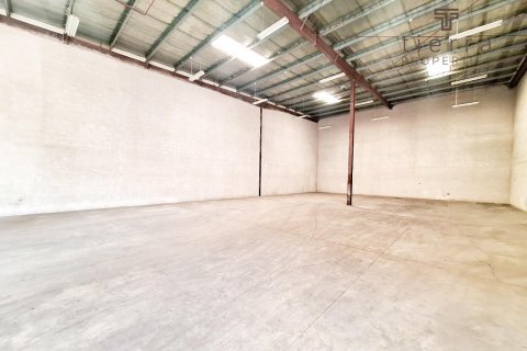 Bodega sa Dubai, UAE 436.6 sq.m. № 569357 - larawan 2