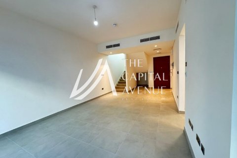 Townhouse on the Yas Island, Abu Dhabi, UAE 2 bedrooms, 124 sq.m. № 604694 - photo 2