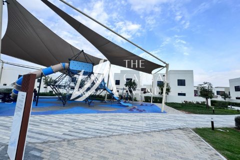 Kaupunkipientalo Yas Island, Abu Dhabi, Arabiemiraatit 2 makuuhuonetta, 124 m2 № 604693 - kuva 9
