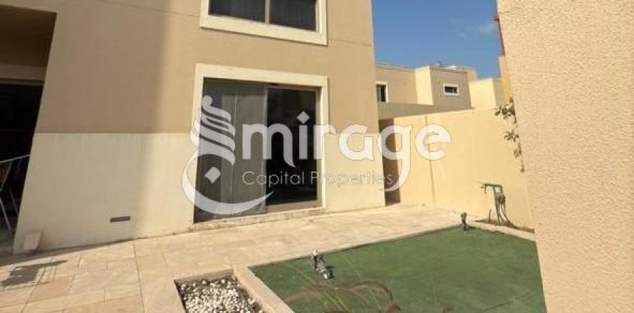 Villetta a schiera a Al Raha Gardens, Abu Dhabi, EAU 4 camere da letto, 239.4 mq. № 597325