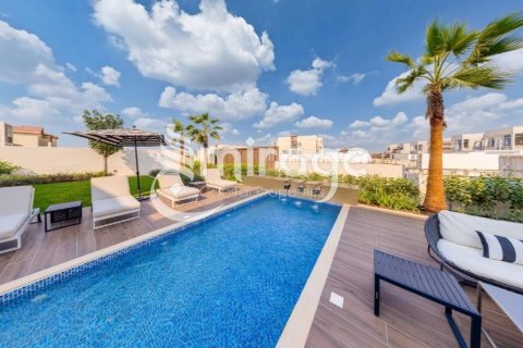 Villa in Abu Dhabi, UAE 6 bedrooms, 810.9 sq.m. № 596947 - photo 12