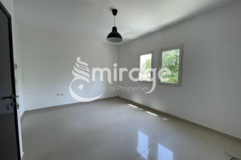 Vila v Al Reef, Abu Dhabi, SAE 3 ložnice, 174 m² Č.: 550698 - fotografie 8