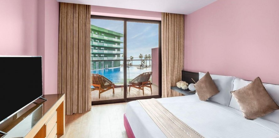 Apartment in THE COTE D`AZUR HOTEL in The World Islands, Dubai, UAE 1 bedroom, 45 sq.m. № 620367