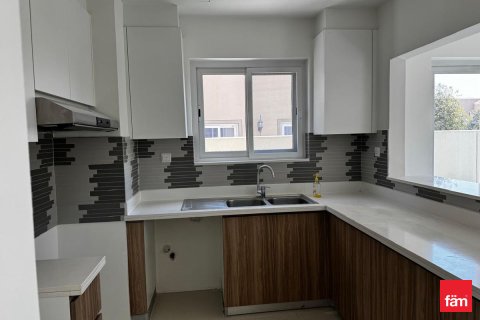 Rekkehus til salgs i Dubai, Emiratene 4 soverom, 230.4 kvm Nr. 621710 - Foto 6