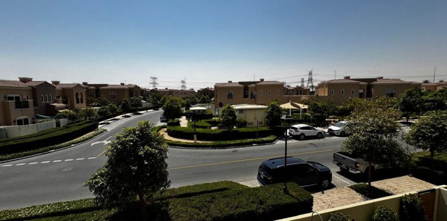 Kuća u nizu u Dubai, UAE 230.4 m2, 4 spavaćih soba Br. 621710