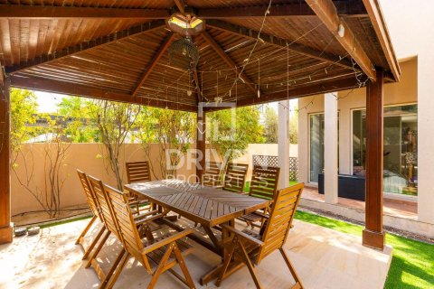Villa in Arabian Ranches, Dubai, UAE 3 bedrooms, 309 sq.m. № 601820 - photo 8