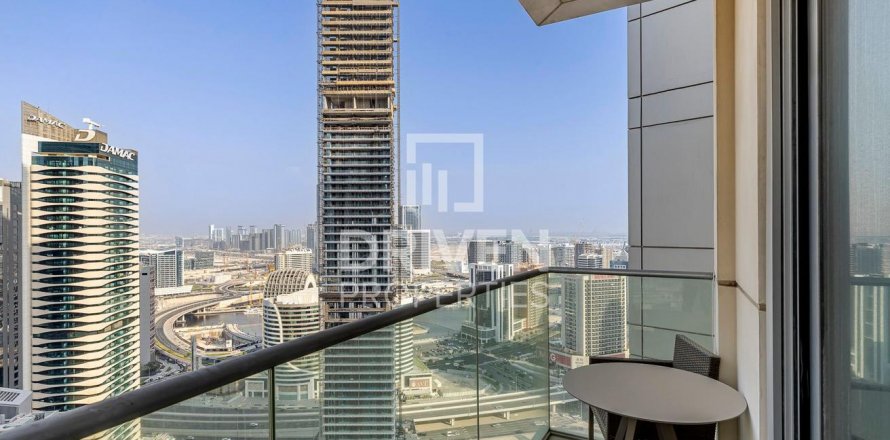 דירה ב Downtown Dubai (Downtown Burj Dubai), Dubai, איחוד האמירויות 2 חדרי שינה, 135 מ"ר מספר 602208