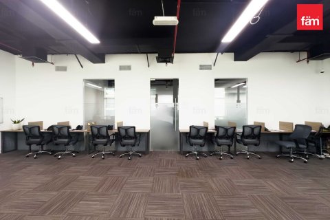 Business Bay、Dubai、UAE にあるオフィス販売中 157 m2、No577964 - 写真 15