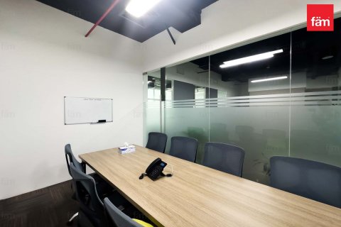 Business Bay、Dubai、UAE にあるオフィス販売中 157 m2、No577964 - 写真 10