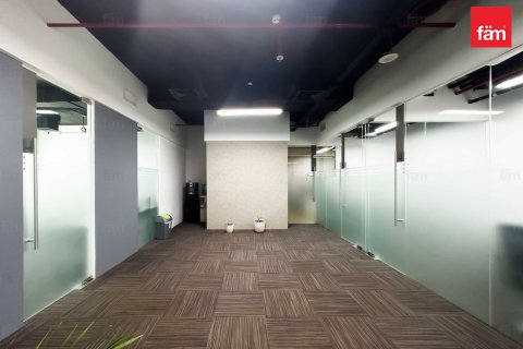 Business Bay、Dubai、UAE にあるオフィス販売中 157 m2、No577964 - 写真 17
