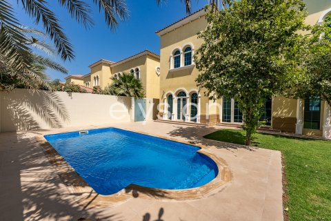 Villa in Jumeirah Park, Dubai, UAE 3 bedrooms, 510 sq.m. № 586166 - photo 11