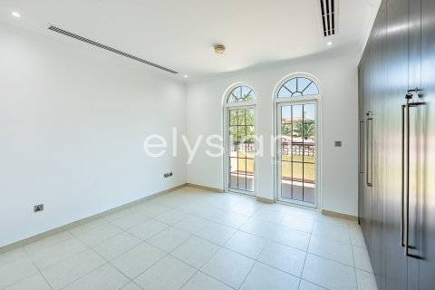 Villa in Jumeirah Park, Dubai, UAE 3 bedrooms, 510 sq.m. № 586166 - photo 6
